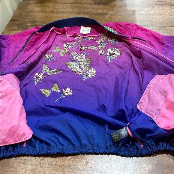 SILENCE + NOISE UO Embroidered Ombré Jacket. Medium. Banded cuffs & collar - Picture 5 of 7